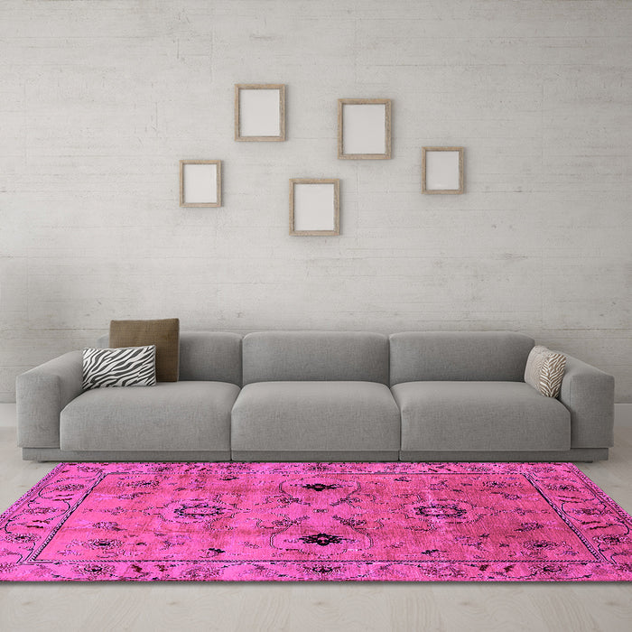 Machine Washable Oriental Pink Industrial Rug in a Living Room, wshurb663pnk