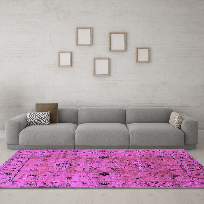 Machine Washable Oriental Purple Industrial Area Rugs in a Living Room, wshurb663pur