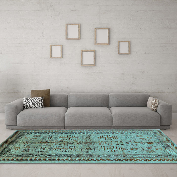Machine Washable Oriental Light Blue Industrial Rug in a Living Room, wshurb673lblu