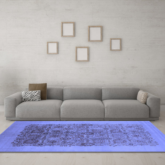 Machine Washable Oriental Blue Industrial Rug in a Living Room, wshurb674blu
