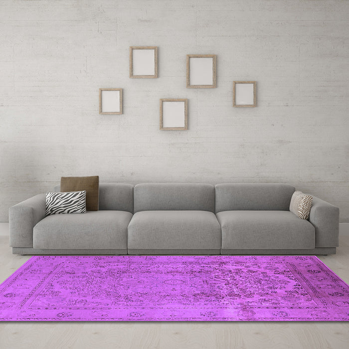 Machine Washable Oriental Purple Traditional Area Rugs in a Living Room, wshurb680pur