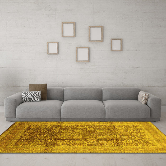 Machine Washable Oriental Yellow Traditional Rug in a Living Room, wshurb687yw