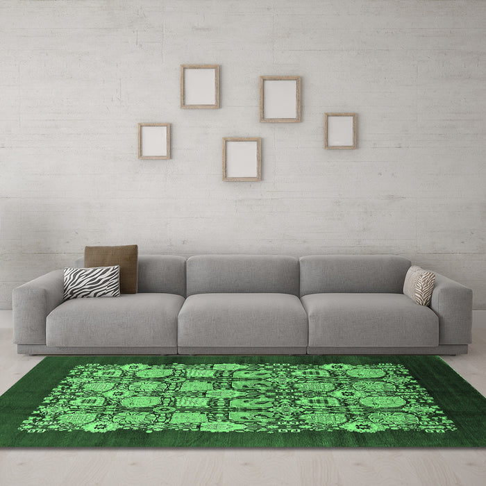 Machine Washable Oriental Emerald Green Industrial Area Rugs in a Living Room,, wshurb689emgrn
