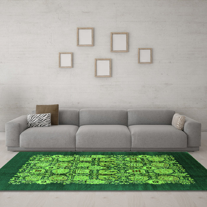 Machine Washable Oriental Green Industrial Area Rugs in a Living Room,, wshurb689grn