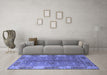 Machine Washable Oriental Blue Traditional Rug in a Living Room, wshurb695blu