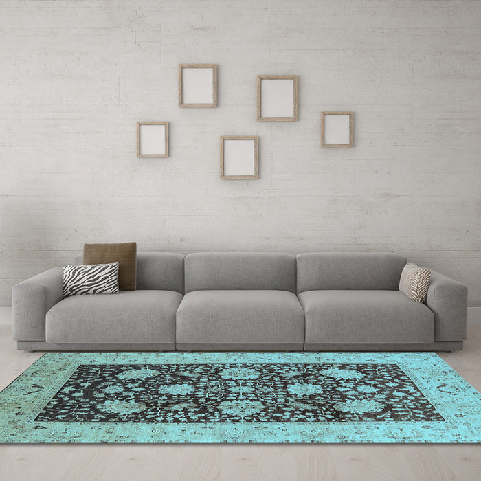 Machine Washable Oriental Light Blue Traditional Rug in a Living Room, wshurb696lblu