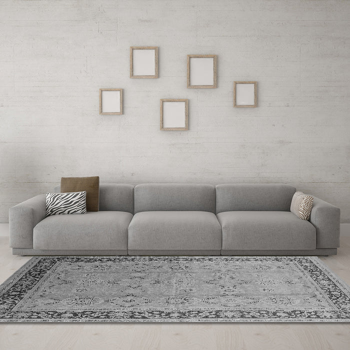 Machine Washable Oriental Gray Industrial Rug in a Living Room,, wshurb698gry