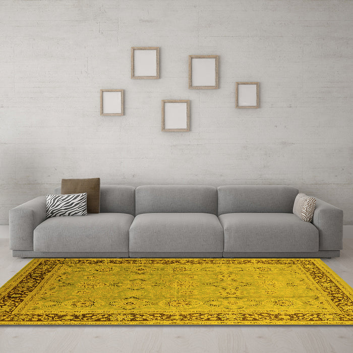 Machine Washable Oriental Yellow Industrial Rug in a Living Room, wshurb698yw