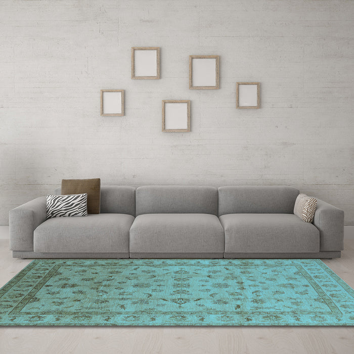 Machine Washable Oriental Light Blue Industrial Rug in a Living Room, wshurb701lblu
