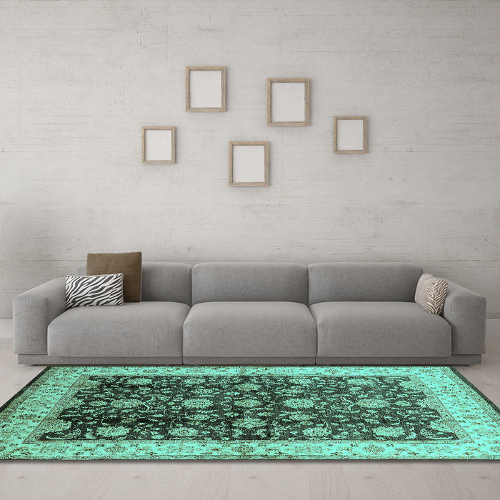 Machine Washable Oriental Turquoise Traditional Area Rugs in a Living Room,, wshurb702turq