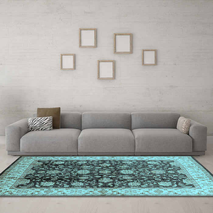 Machine Washable Oriental Light Blue Traditional Rug in a Living Room, wshurb702lblu