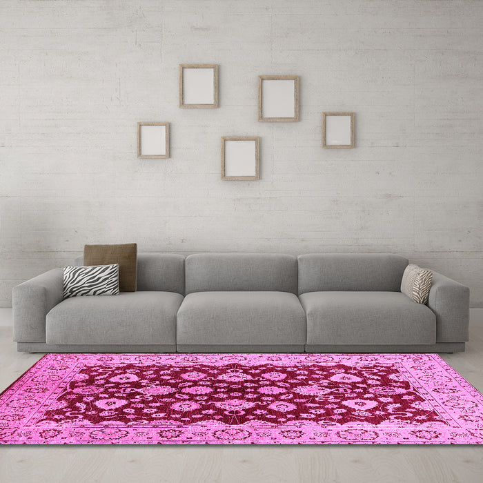 Machine Washable Oriental Pink Traditional Rug in a Living Room, wshurb704pnk