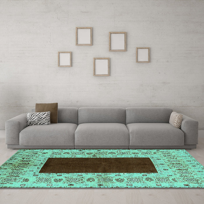 Machine Washable Oriental Turquoise Traditional Area Rugs in a Living Room,, wshurb705turq