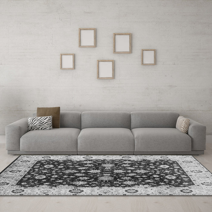 Machine Washable Oriental Gray Industrial Rug in a Living Room,, wshurb714gry