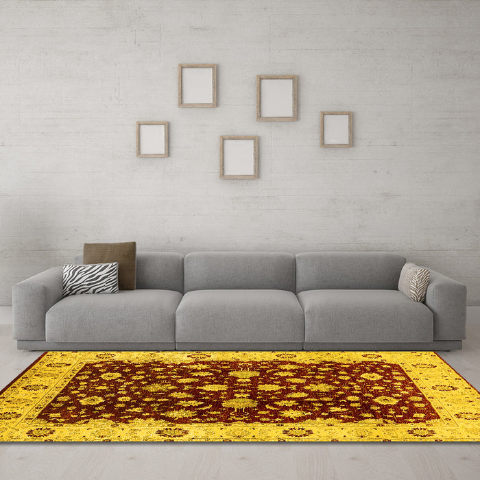 Machine Washable Oriental Yellow Industrial Rug in a Living Room, wshurb714yw