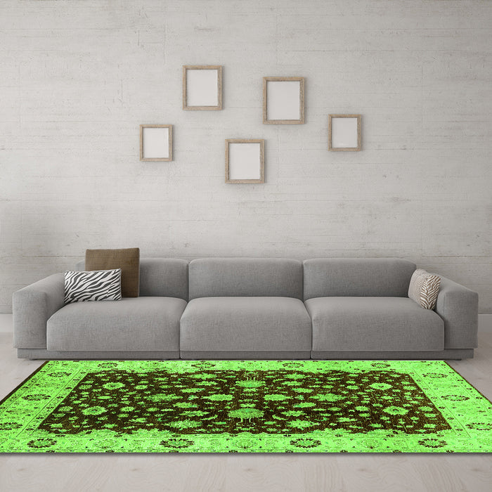 Machine Washable Oriental Green Industrial Area Rugs in a Living Room,, wshurb714grn
