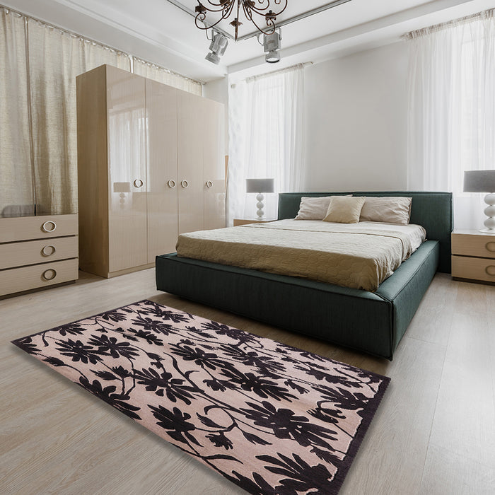 Mid-Century Modern Charcoal Black Oriental Rug in a Bedroom, urb718