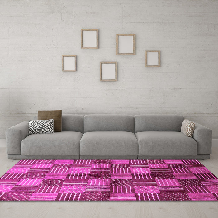 Machine Washable Oriental Pink Industrial Rug in a Living Room, wshurb719pnk