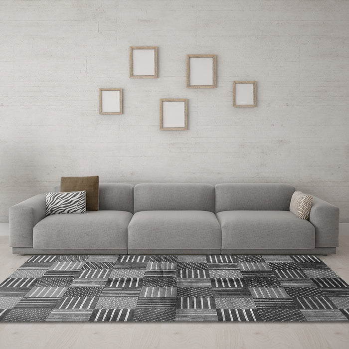 Machine Washable Oriental Gray Industrial Rug in a Living Room,, wshurb719gry