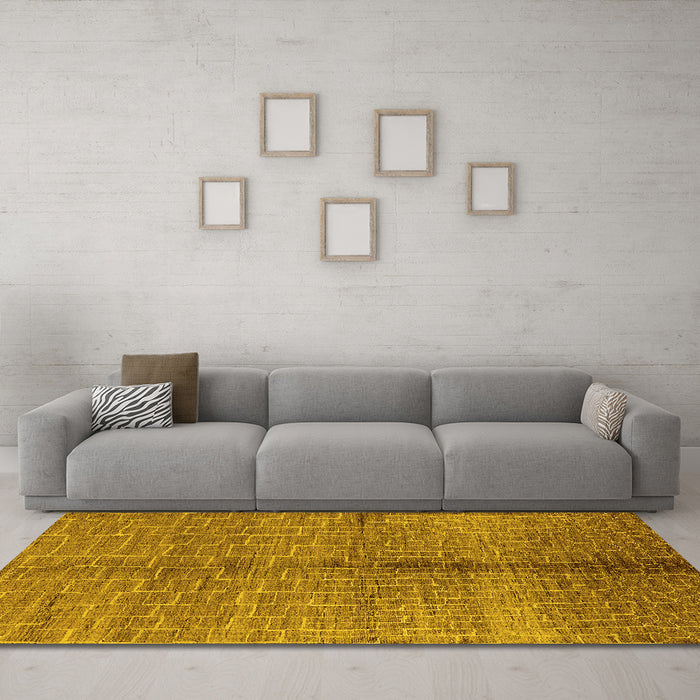 Machine Washable Oriental Yellow Industrial Rug in a Living Room, wshurb723yw