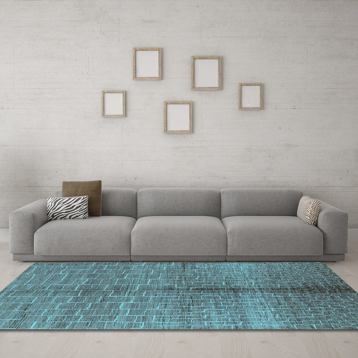 Machine Washable Oriental Light Blue Industrial Rug in a Living Room, wshurb723lblu