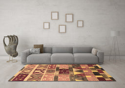 Machine Washable Oriental Brown Industrial Rug in a Living Room,, wshurb725brn