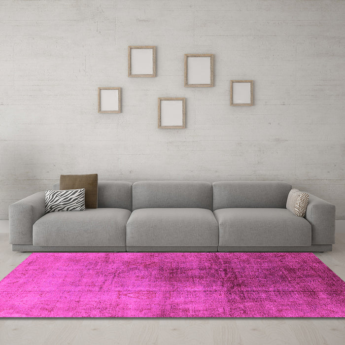 Machine Washable Oriental Pink Industrial Rug in a Living Room, wshurb726pnk