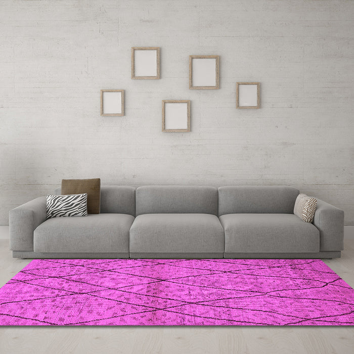Machine Washable Oriental Pink Industrial Rug in a Living Room, wshurb727pnk
