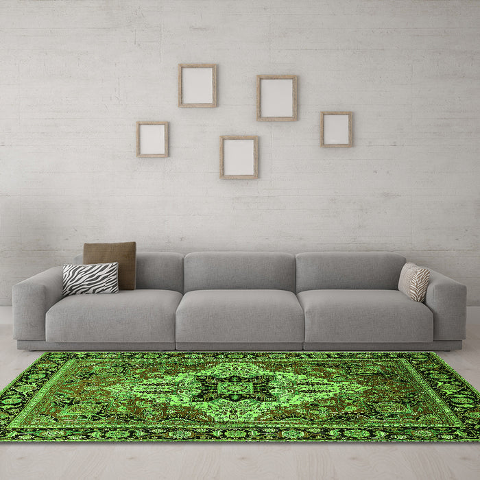 Machine Washable Oriental Green Industrial Area Rugs in a Living Room,, wshurb730grn