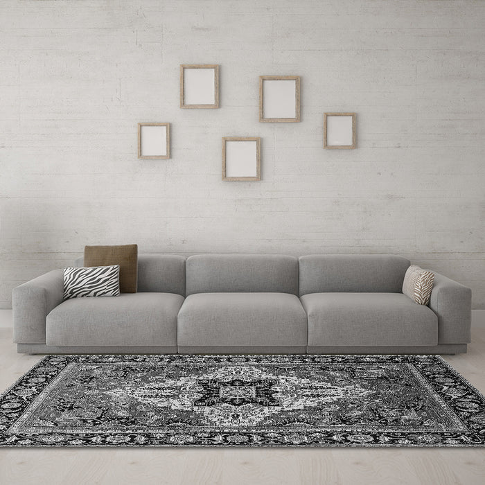 Machine Washable Oriental Gray Industrial Rug in a Living Room,, wshurb730gry