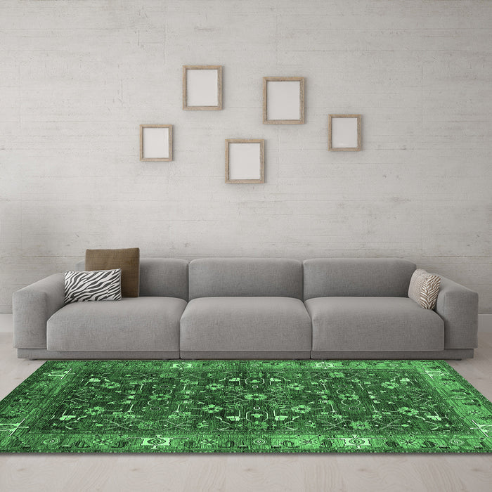 Machine Washable Oriental Emerald Green Industrial Area Rugs in a Living Room,, wshurb731emgrn