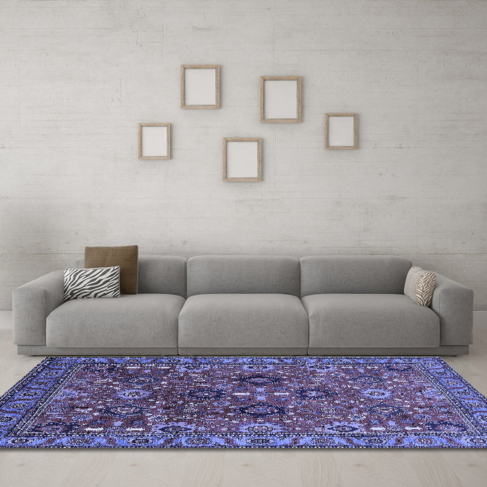 Machine Washable Oriental Blue Industrial Rug in a Living Room, wshurb733blu