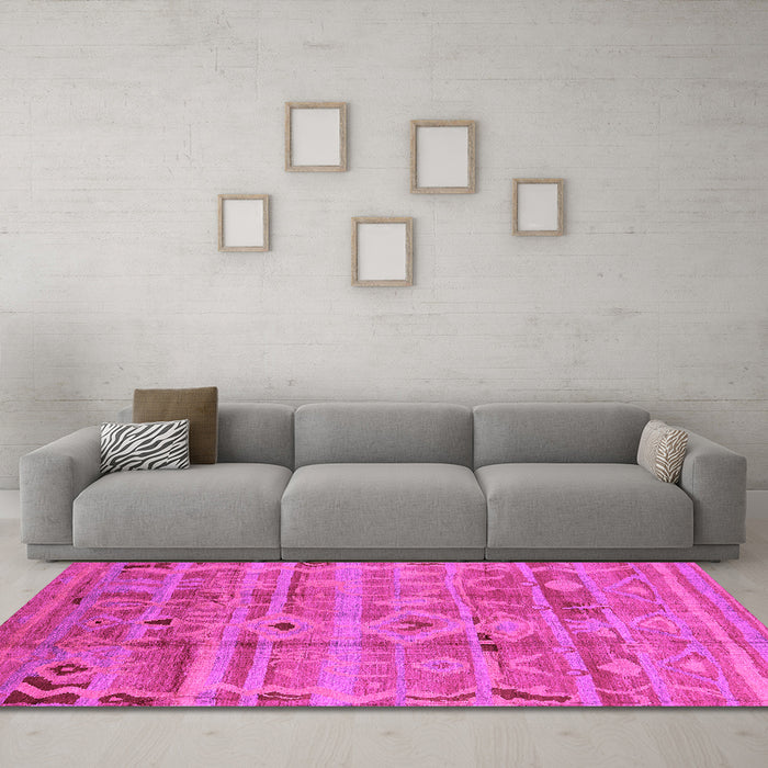 Machine Washable Oriental Pink Industrial Rug in a Living Room, wshurb734pnk