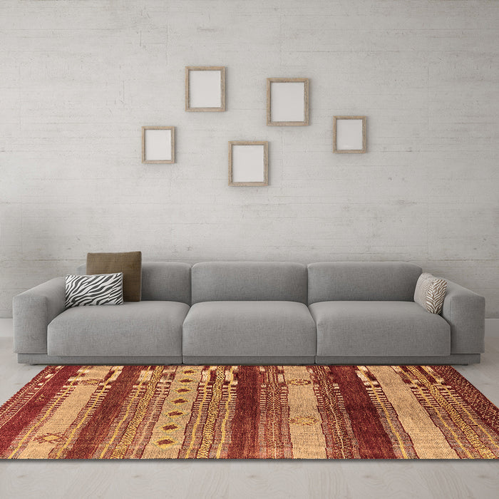 Machine Washable Oriental Brown Industrial Rug in a Living Room,, wshurb740brn
