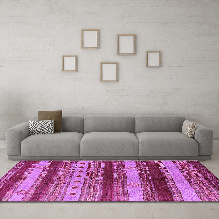 Machine Washable Oriental Purple Industrial Area Rugs in a Living Room, wshurb740pur