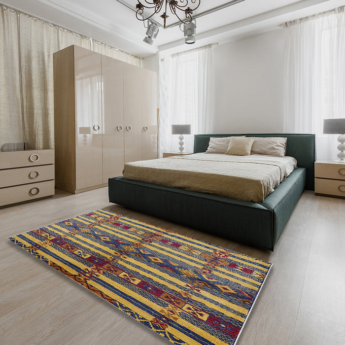 Mid-Century Modern Plum Purple Oriental Rug in a Bedroom, urb741