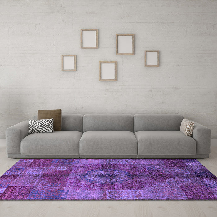 Machine Washable Oriental Purple Industrial Area Rugs in a Living Room, wshurb747pur