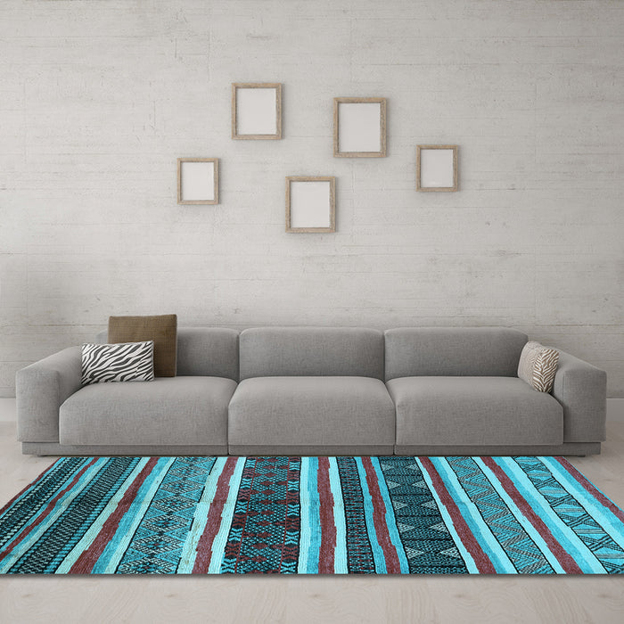Machine Washable Oriental Light Blue Industrial Rug in a Living Room, wshurb749lblu