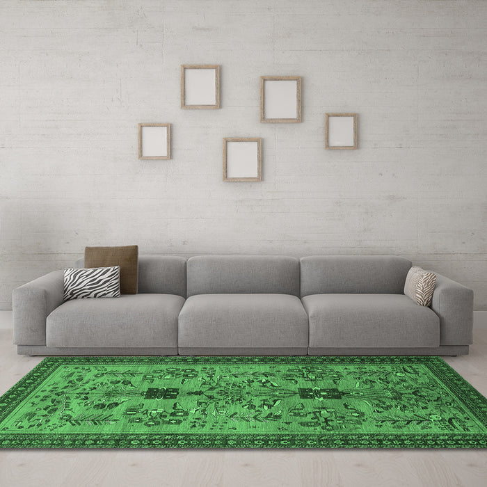 Machine Washable Oriental Emerald Green Industrial Area Rugs in a Living Room,, wshurb750emgrn
