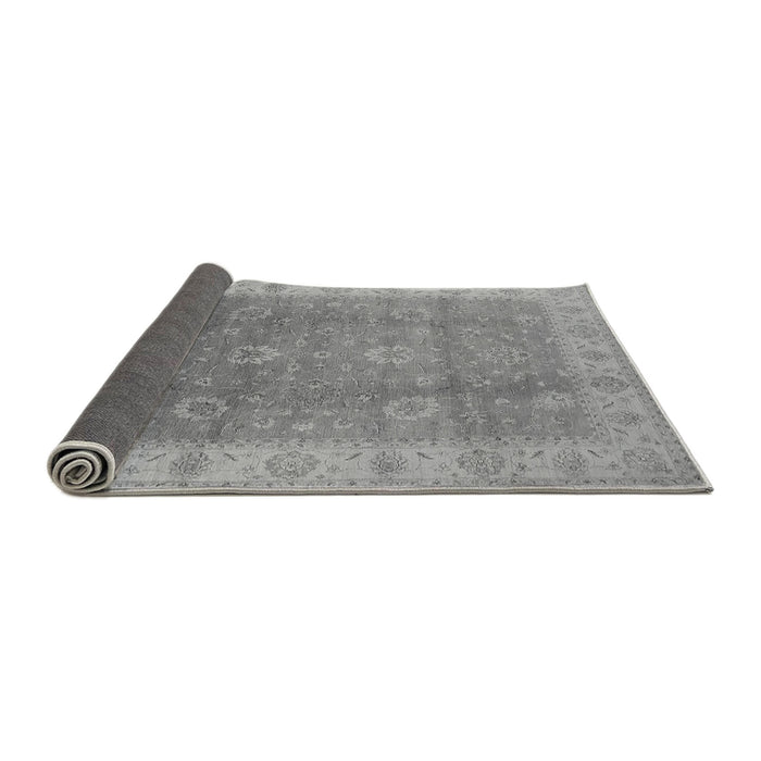 Sideview of Oriental Gray Traditional Rug, urb752gry
