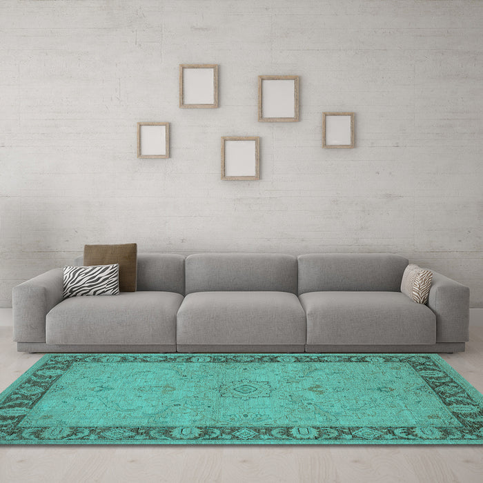 Machine Washable Oriental Turquoise Traditional Area Rugs in a Living Room,, wshurb754turq