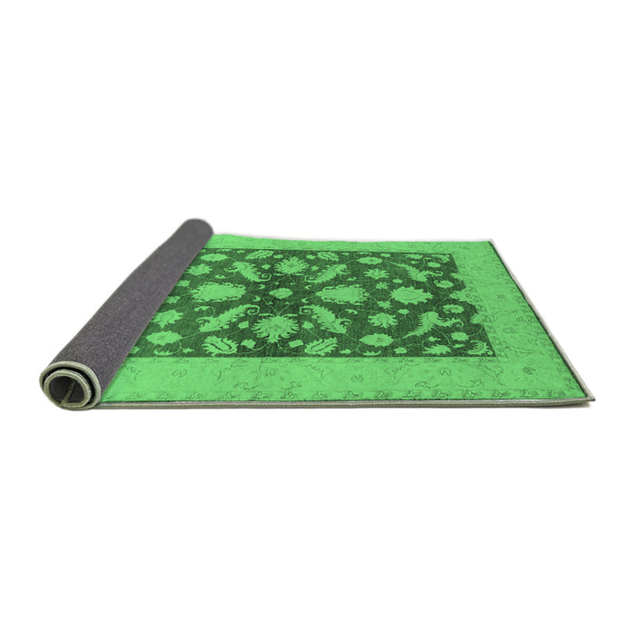 Sideview of Oriental Emerald Green Traditional Rug, urb756emgrn