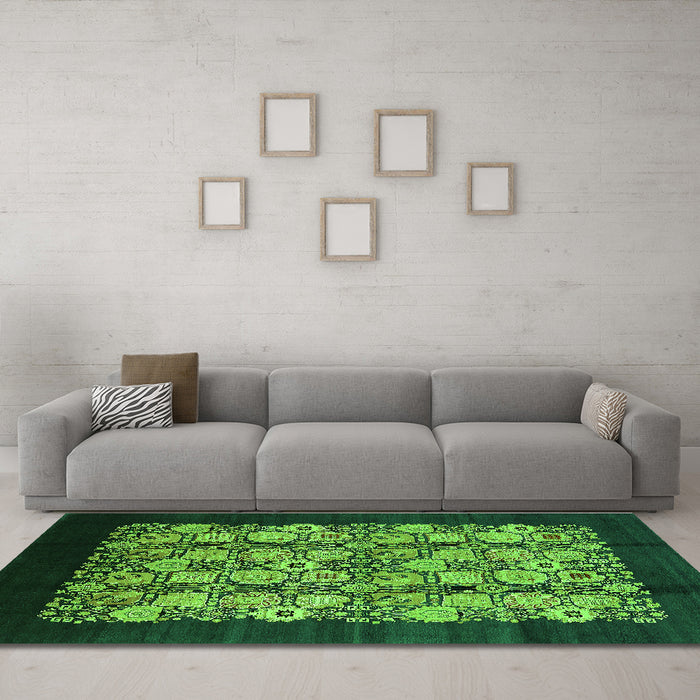 Machine Washable Oriental Green Industrial Area Rugs in a Living Room,, wshurb763grn
