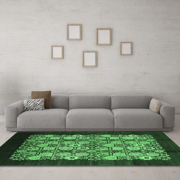 Machine Washable Oriental Emerald Green Industrial Area Rugs in a Living Room,, wshurb763emgrn