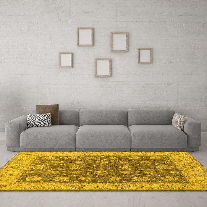 Machine Washable Oriental Yellow Traditional Rug in a Living Room, wshurb766yw