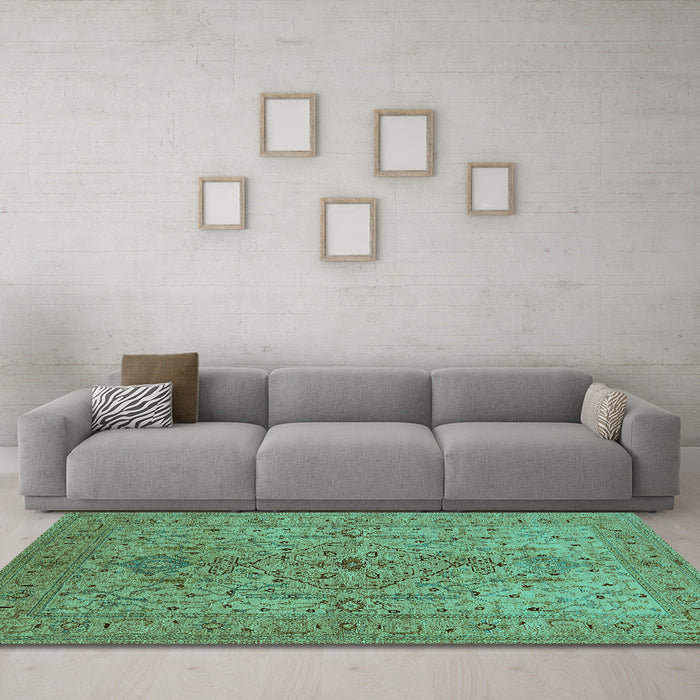Machine Washable Oriental Turquoise Traditional Area Rugs in a Living Room,, wshurb771turq