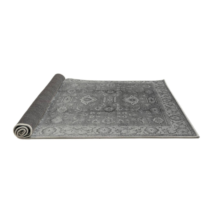 Sideview of Oriental Gray Traditional Rug, urb775gry