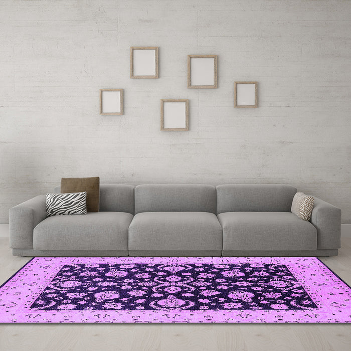 Machine Washable Oriental Purple Traditional Area Rugs in a Living Room, wshurb776pur
