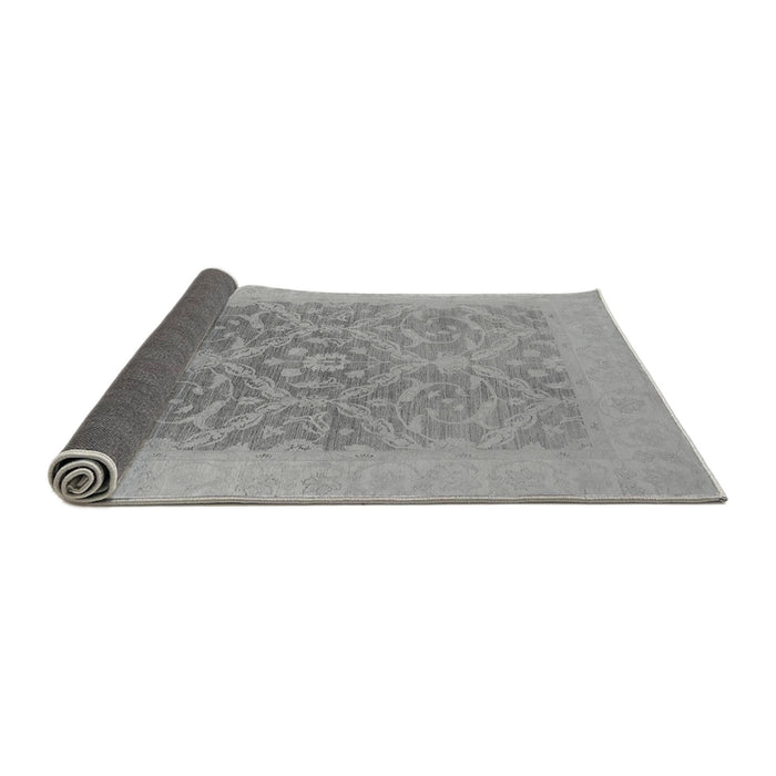 Sideview of Oriental Gray Traditional Rug, urb783gry