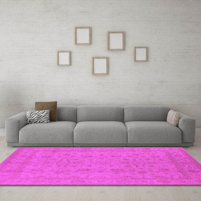 Machine Washable Oriental Pink Traditional Rug in a Living Room, wshurb785pnk